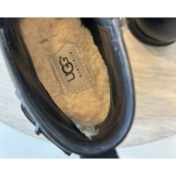 UGG Women’s Demi Leather Full Zip Ankle Booties Round Toe Black US 8 - Picture 9 of 13